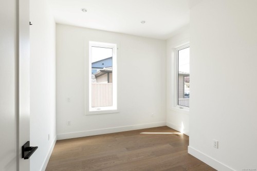 10011 Chicory Pl, Sidney, BC - Indoor Photo Showing Other Room
