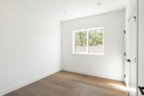 10011 Chicory Pl, Sidney, BC - Indoor Photo Showing Other Room