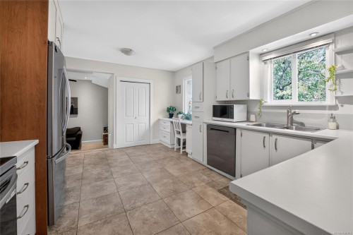 5236 Burnham Cres, Nanaimo, BC 