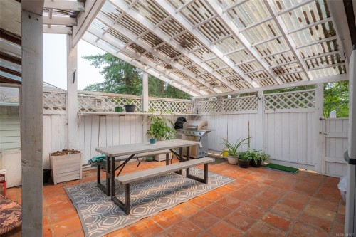 2490 Highland Blvd, Nanaimo, BC 