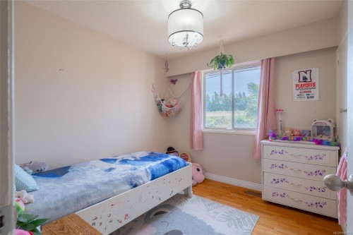2490 Highland Blvd, Nanaimo, BC 