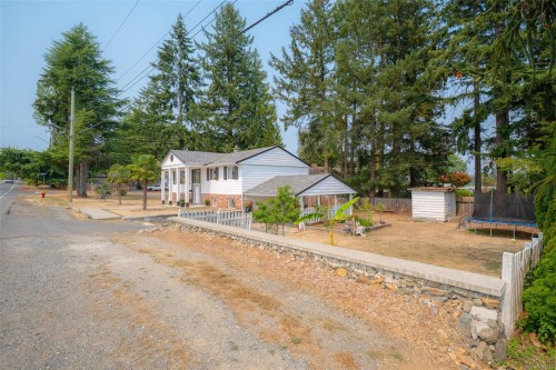 2490 Highland Blvd, Nanaimo, BC 