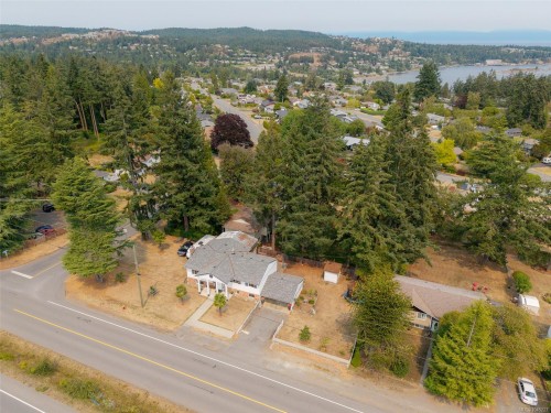 2490 Highland Blvd, Nanaimo, BC 