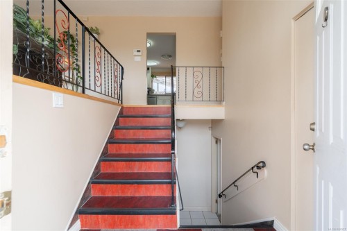 2490 Highland Blvd, Nanaimo, BC 