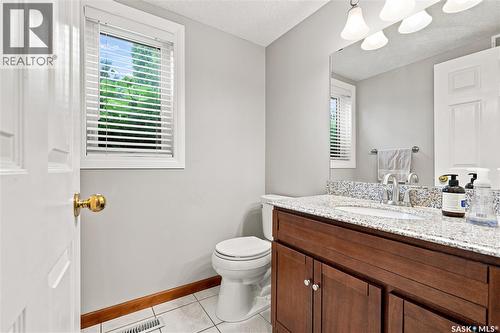 3230 Calder Terrace, Saskatoon, SK - Indoor Photo Showing Bathroom