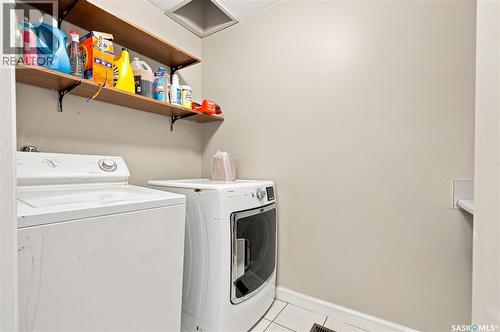 3230 Calder Terrace, Saskatoon, SK - Indoor Photo Showing Laundry Room