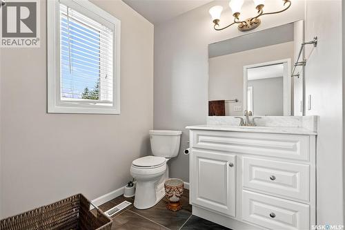 3230 Calder Terrace, Saskatoon, SK - Indoor Photo Showing Bathroom