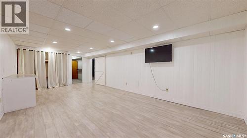68 Cameron Crescent, Regina, SK - Indoor