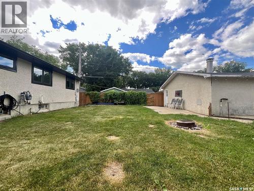 68 Cameron Crescent, Regina, SK - Outdoor