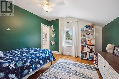 650 St David St, North Road, Centre Wellington (Fergus), ON - Indoor Photo Showing Bedroom