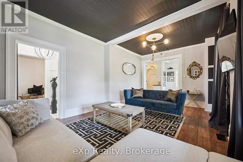 650 St David St, North Road, Centre Wellington (Fergus), ON - Indoor Photo Showing Living Room
