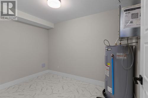 21 Devaughn Street, Paradise, NL - Indoor Photo Showing Other Room