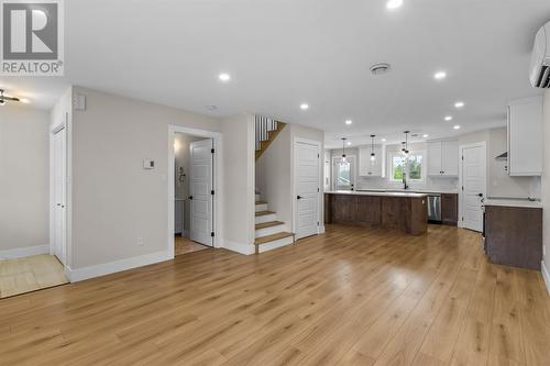 21 Devaughn Street, Paradise, NL - Indoor Photo Showing Kitchen