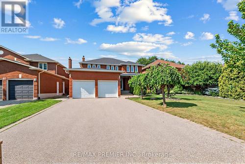 42 BURGOSA COURT  Vaughan, ON L4L 5C3