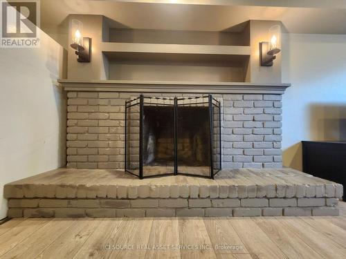 699 Castleguard Crescent, Burlington, ON -  Photo Showing Other Room