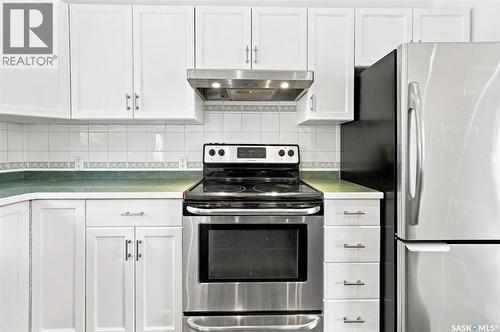 1315 Wilson Crescent, Saskatoon, SK - Indoor Photo Showing Kitchen With Stainless Steel Kitchen