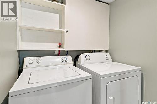 1315 Wilson Crescent, Saskatoon, SK - Indoor Photo Showing Laundry Room
