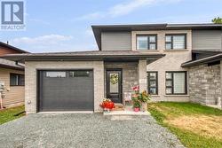 112 Hollybrook Crescent Azilda, ON P0M 1B0