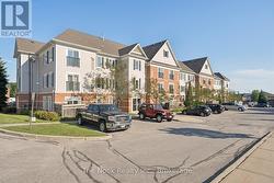 301 - 106 ASPEN SPRINGS DRIVE Clarington (Bowmanville), ON L1C 5N6