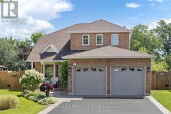 13 AUDREY COURT  Clarington, ON L1E 2B3