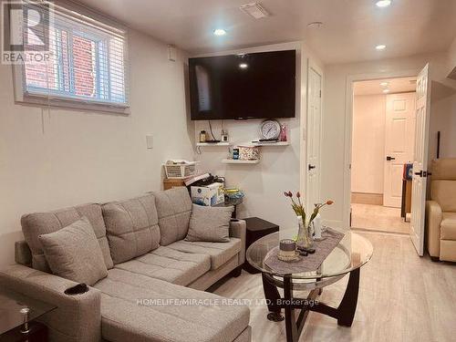 58 Telco Crescent, Toronto, ON - Indoor Photo Showing Living Room