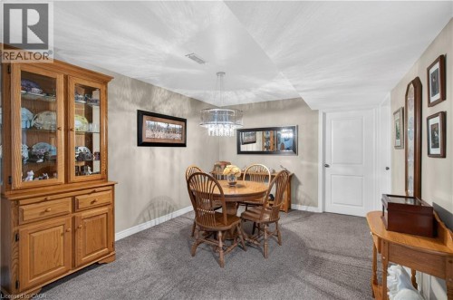 36 Banks Street, Brantford, ON - Indoor Photo Showing Dining Room