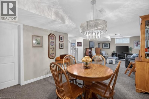 36 Banks Street, Brantford, ON - Indoor Photo Showing Dining Room