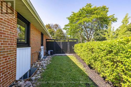 2 Doonaree Drive, Toronto, ON - Outdoor