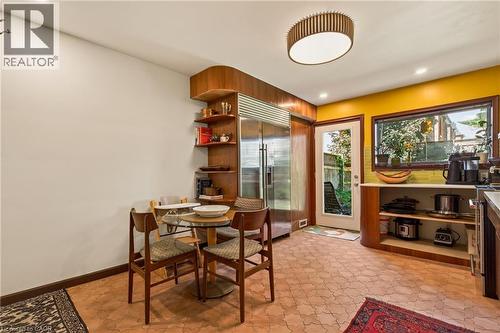 22 Spring Street, Hamilton, ON - Indoor