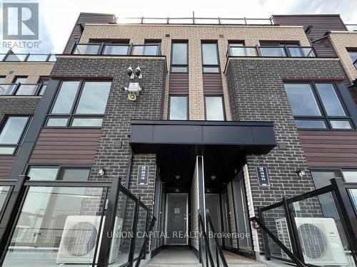 20 - 10 Liben Way, Toronto, ON - Outdoor