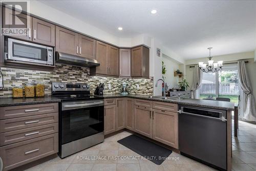 Kitchen - 182 Banting Crescent, Essa, ON - Indoor Photo Showing Kitchen With Double Sink