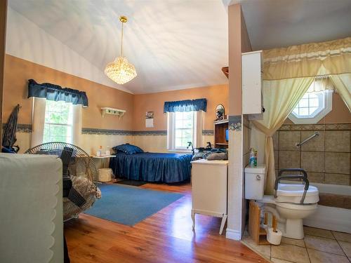 6536 Highway 340, Weymouth, NS - Indoor