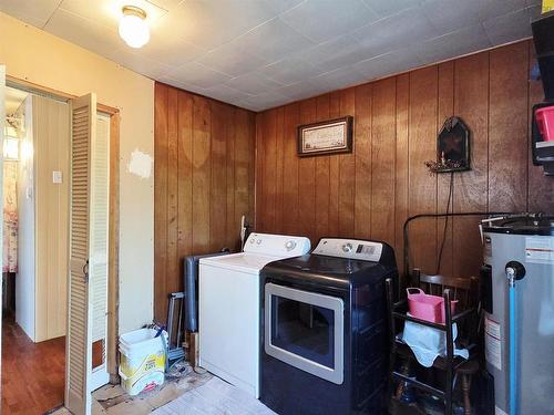 2152 Highway 3, Barrington, NS - Indoor Photo Showing Laundry Room