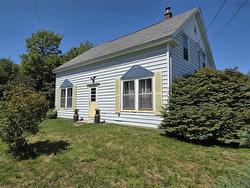 2152 Highway 3 Barrington, NS B0W 1E0