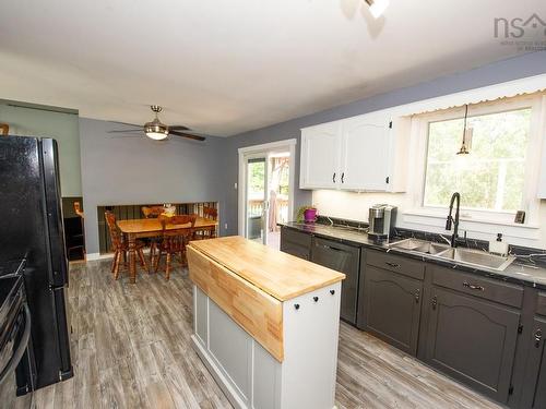 46 Franklin Drive, Truro Heights, NS - Indoor Photo Showing Kitchen With Double Sink