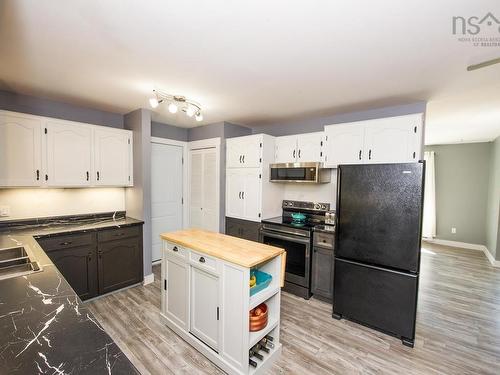 46 Franklin Drive, Truro Heights, NS - Indoor Photo Showing Kitchen With Double Sink
