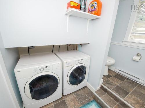 46 Franklin Drive, Truro Heights, NS - Indoor Photo Showing Laundry Room