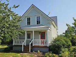 6896 Highway 2 Portapique, NS B0M 1B0