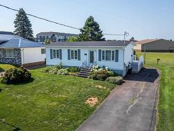 75 Willow Street  Amherst, NS B4H 3W6