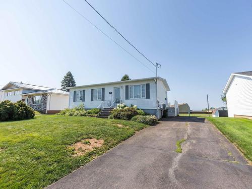 75 Willow Street, Amherst, NS - Outdoor