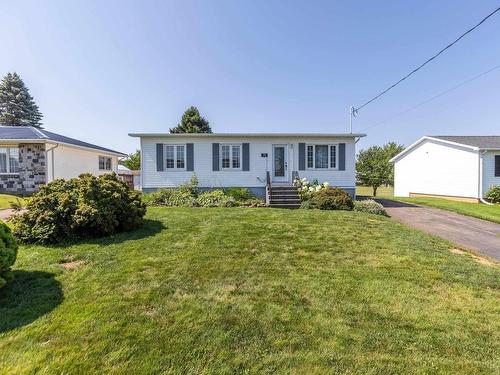 75 Willow Street, Amherst, NS - Outdoor