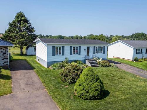 75 Willow Street, Amherst, NS - Outdoor
