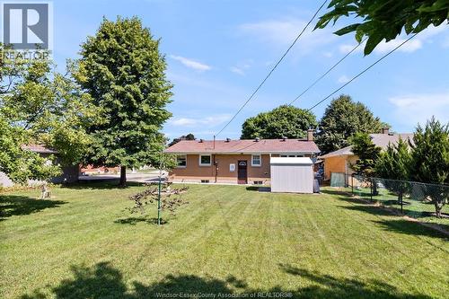 12 Gladstone, Leamington, ON - Outdoor