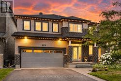 636 EAGLE CREST HEIGHTS Ottawa, ON K2S 1G1