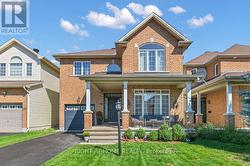 196 LAMPLIGHTERS DRIVE Ottawa, ON K2J 0K9