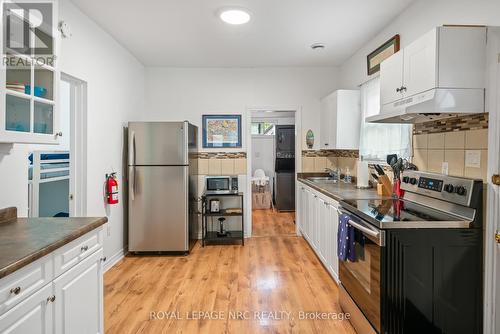 310 Eastwood Avenue, Fort Erie (Crystal Beach), ON - Indoor Photo Showing Kitchen With Double Sink