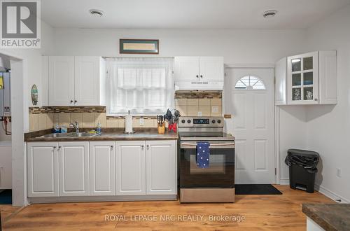 310 Eastwood Avenue, Fort Erie (Crystal Beach), ON - Indoor Photo Showing Kitchen With Double Sink