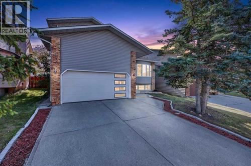 55 Whitehaven Crescent Ne, Calgary, AB 