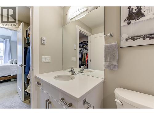 3090 Burtch Road Unit# 201, Kelowna, BC - Indoor Photo Showing Bathroom
