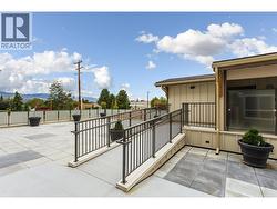 Outside Entrance to Common area deck and hot tub - 